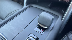 Land Rover Discovery 3.0 D250 S 5dr Auto Diesel Station Wagon